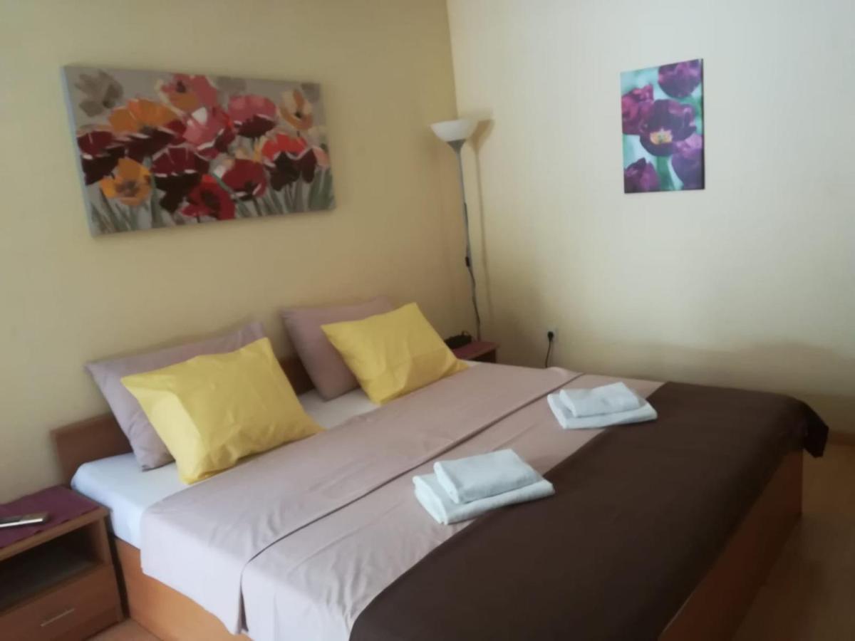 Apartments Veli Lošinj Buitenkant foto