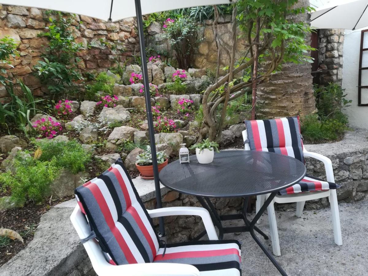 Apartments Veli Lošinj Buitenkant foto